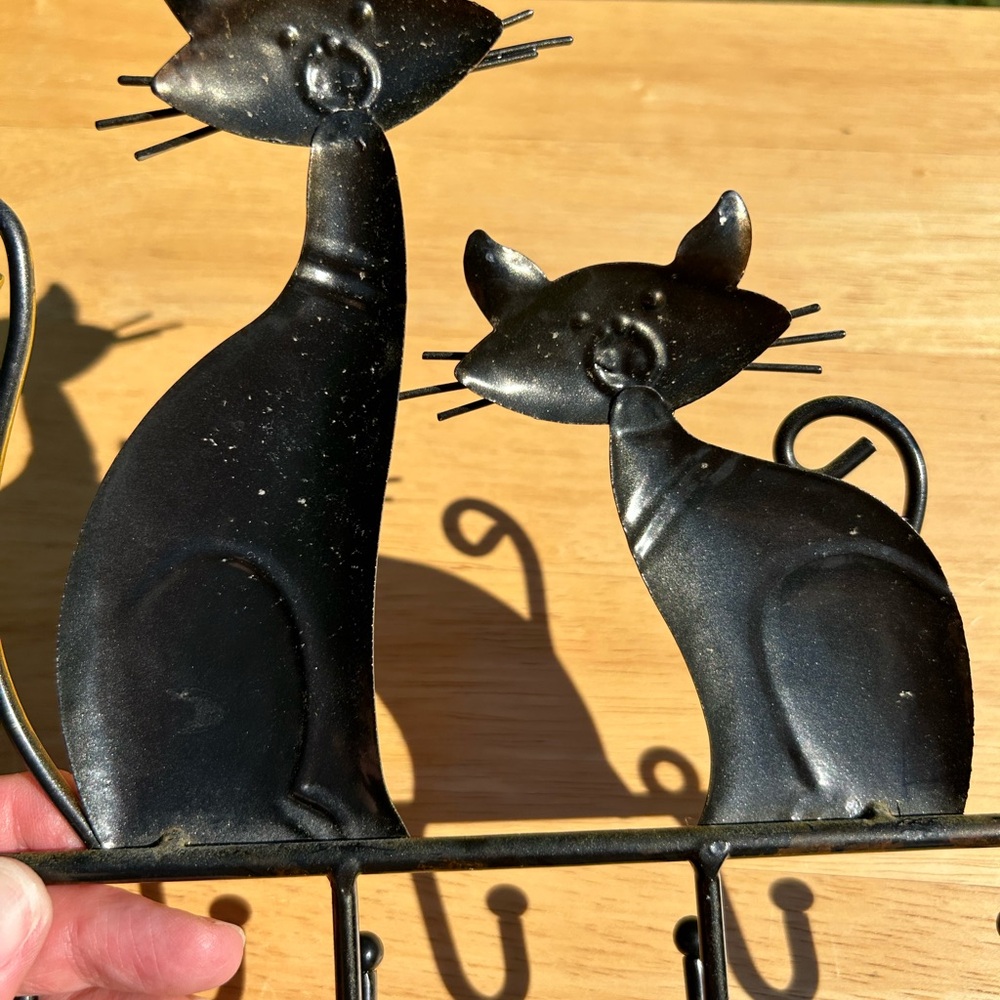 Cat Lover Metal Sculpture Wall Hook Hanger Art Deco 4 Hooks Kitty Feline Decor - Picture 3 of 7